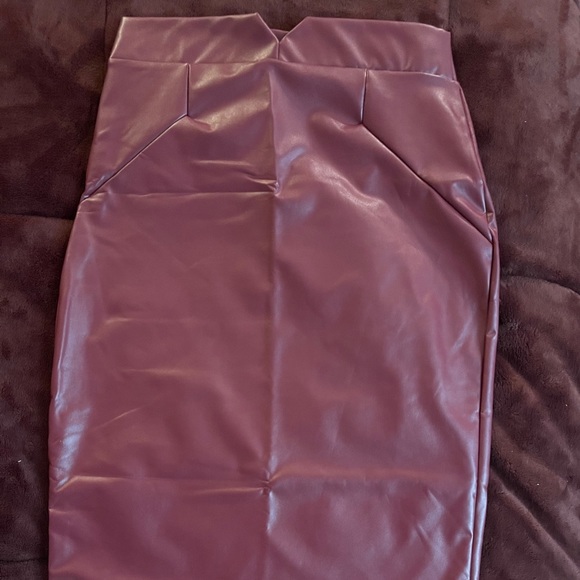 🔥NWT🔥WOMANS🔥 PU 🔥LEATHER🔥 PENCIL 🔥SKIRT 🔥 - Picture 6 of 6